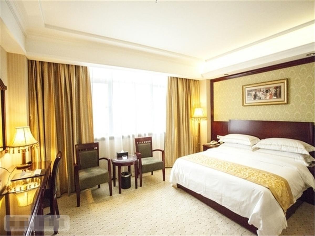 Vienna Hotel Hebei Zhuozhou High Speed Train Station Exteriör bild